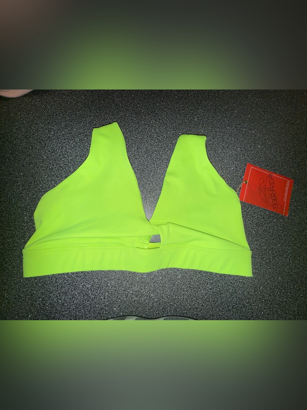 Tiger Friday NWT!! Neon Green V-Neck Cross Bea Top Size Adult Large